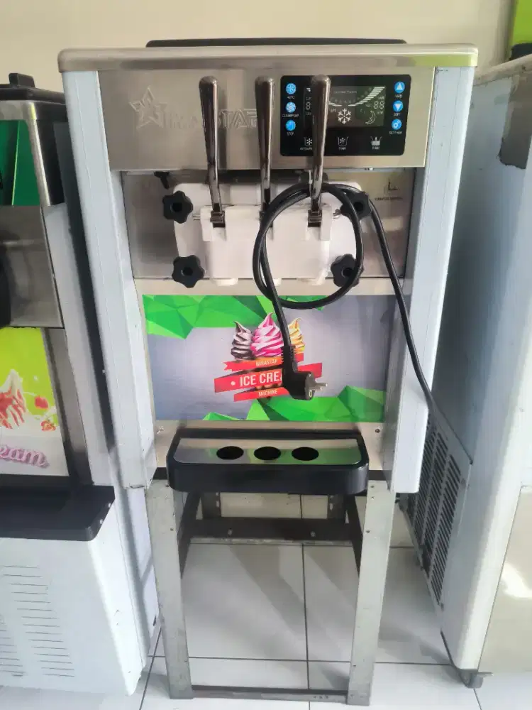 Mesin Ice Cream Wira 25 Liter