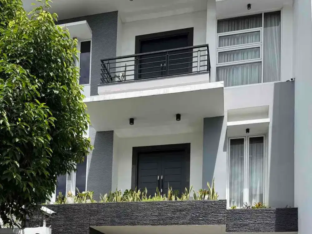 Jual Rumah Lux 10x20m2 di Kembang Permai Furnished Mewah