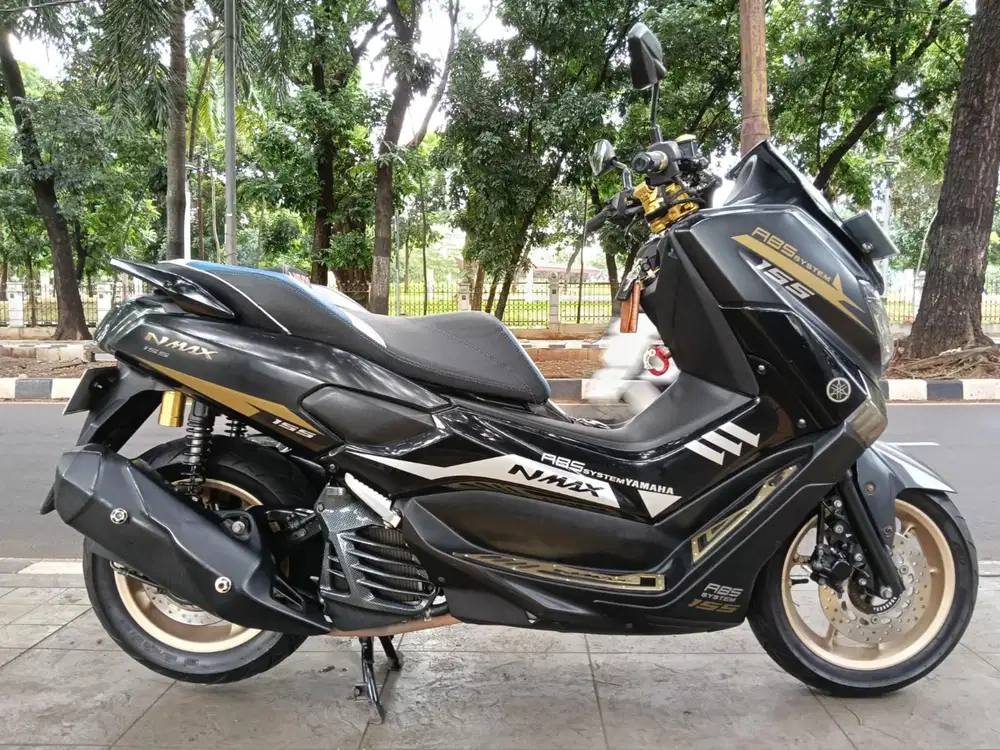 DIJUAL CASH YAMAHA N MAX OLD 155 THN 2018 PAJAK IDUP SIAP PAKAI