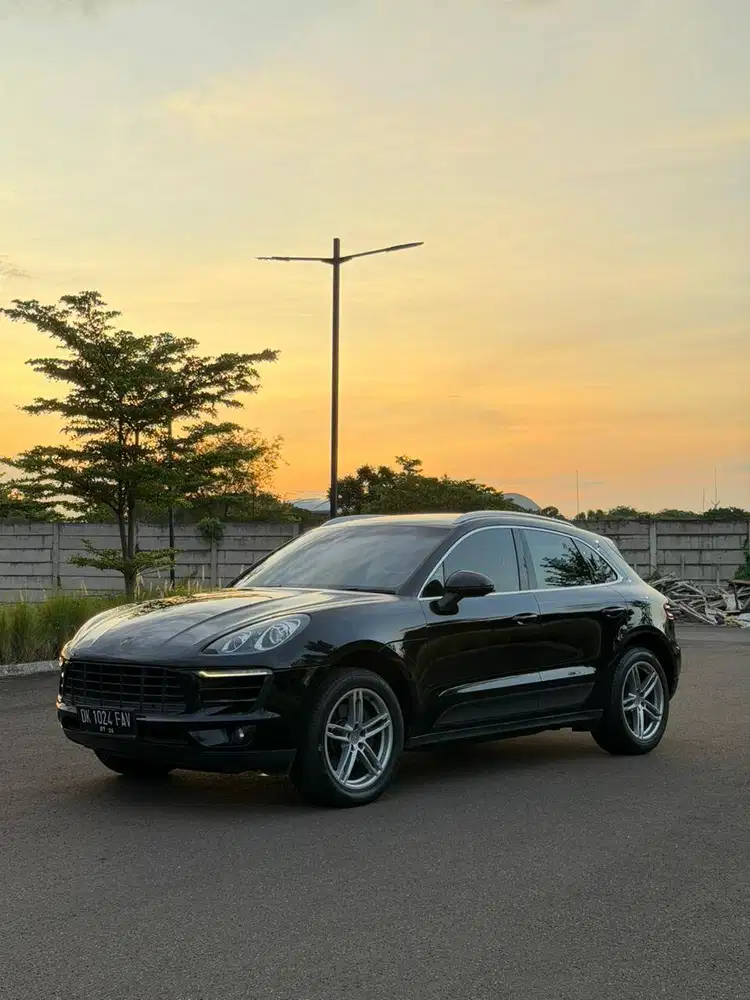 Porsche Macan 2.0 2015 Black Hitam 2014 2016 Mobkas Jual Cepat BU