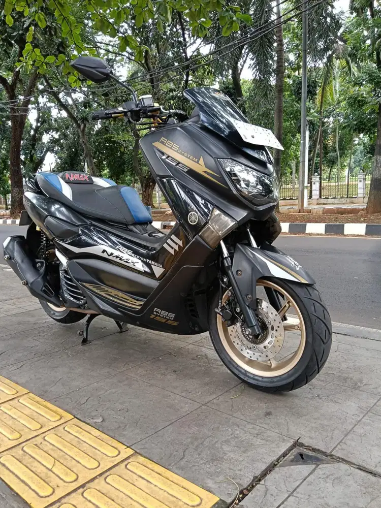 DIJUAL CASH YAMAHA N MAX OLD 155 THN 2018 PAJAK IDUP SIAP PAKAI