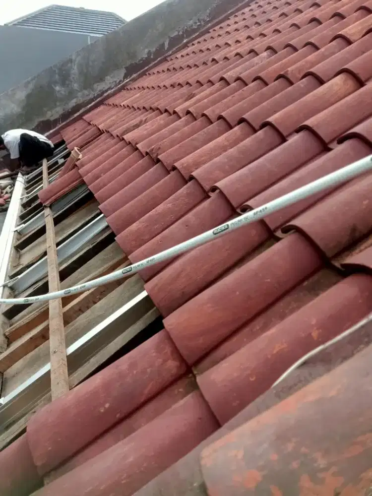 Tukang atap bocor ganti atap renopasi rumah
