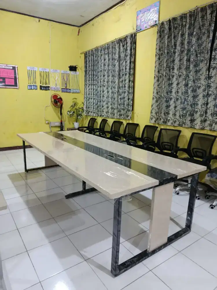 Meja meeting uk 3meterx110x75cm