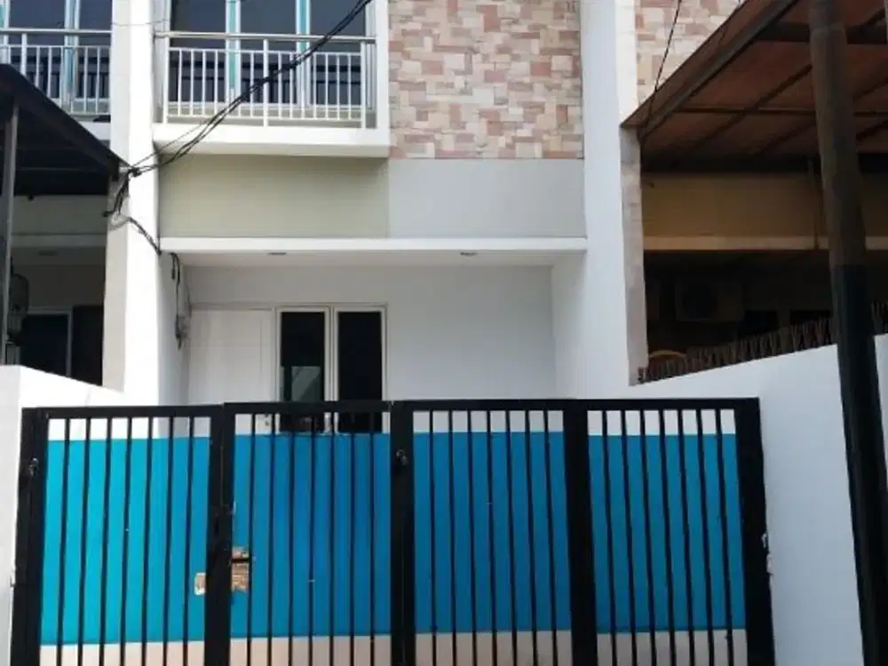 Rumah 2 Lantai, Rapi dan Siap Huni, Lingkungan Nyaman Di Gading Griya Lestari