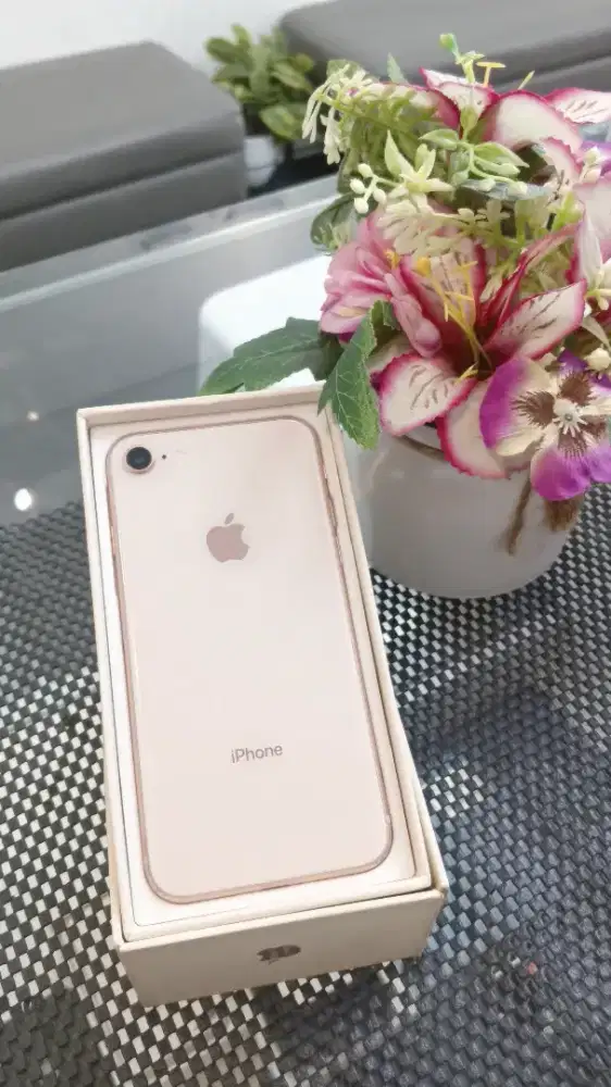 DIJUAL IPHONE 8 BASIC KREDIT & TUKER TAMBAH