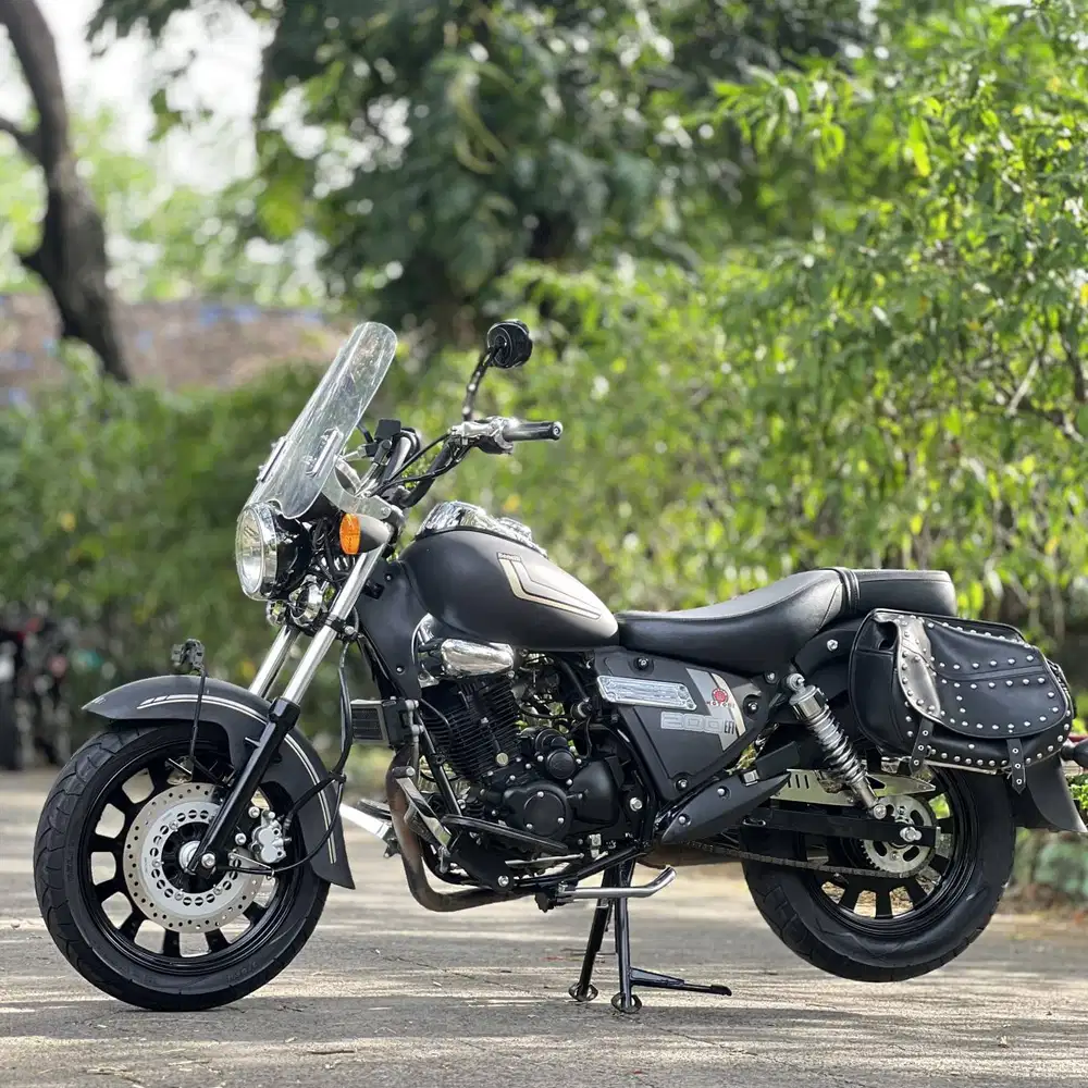 BENELLI MOTOBI 200 EFI BLACK 2023 KM 5K PAJAK PANJANG SIAP TOURING