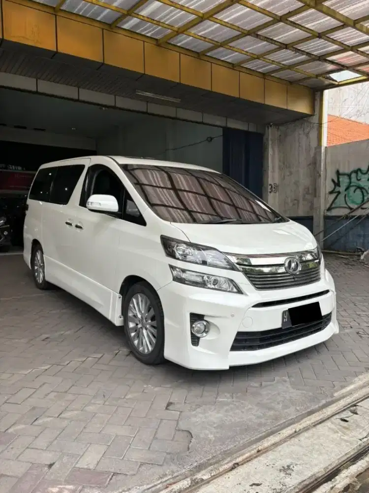 Toyota Vellfire 2.4 z 2013 matic