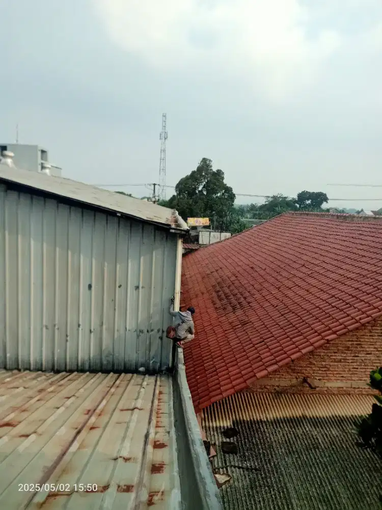 Tukang atap bocor ganti atap rumah renopasi