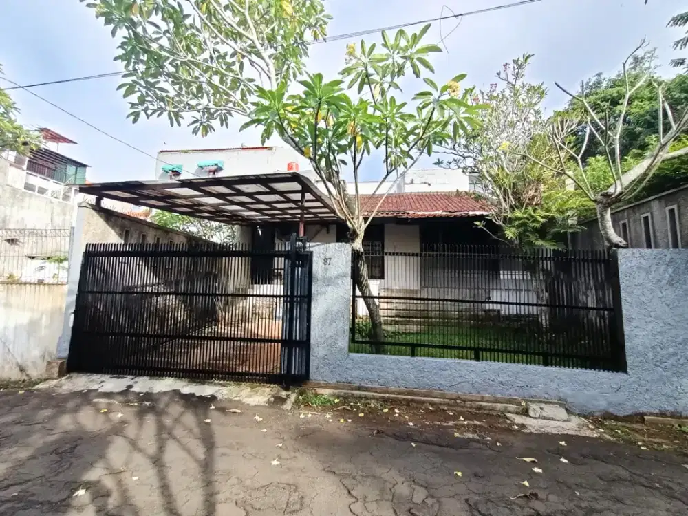Cinere mega cinere luas 144 rumah 1 lantai rapih