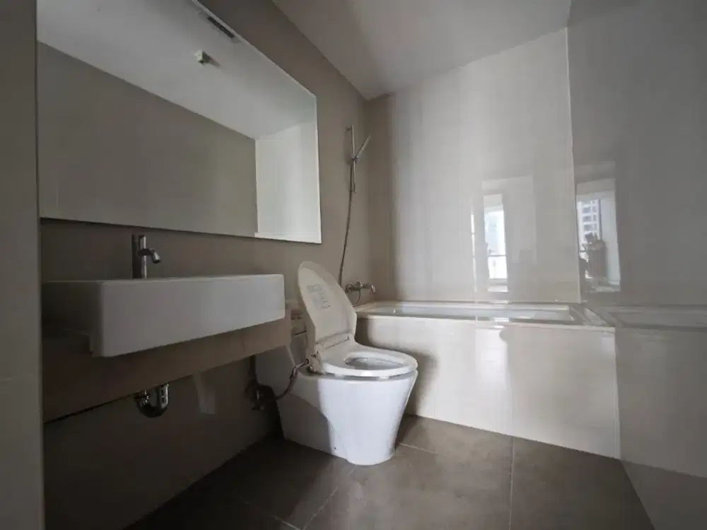 Jual Casa Grande 2BR 67sqm Chianti Tower Baru