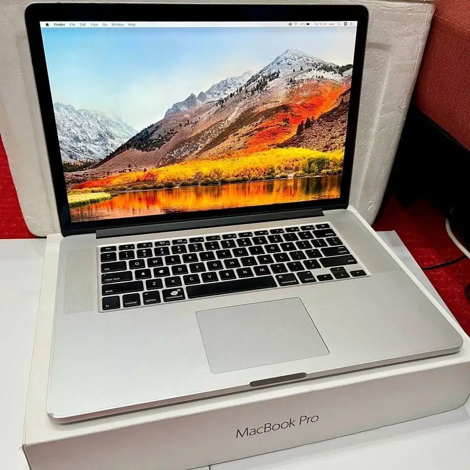 MacBook Pro 15 inch Retina 2013 i7 RAM 8/256GB Fullset