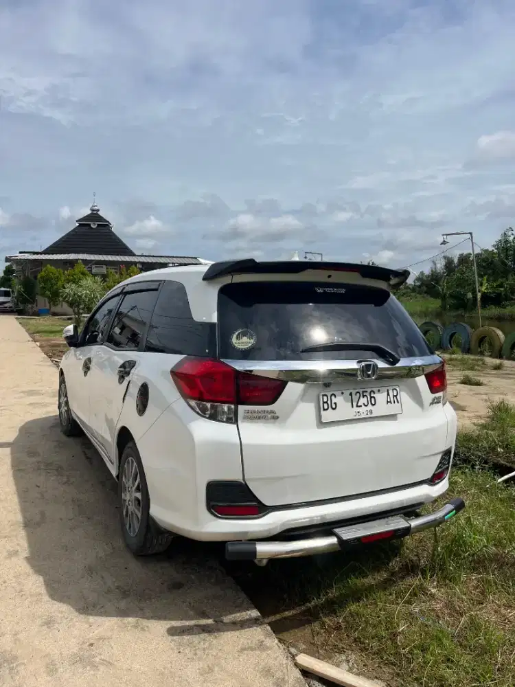 Mobilio E prestige matic 2014