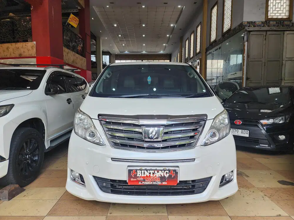 TOYOTA ALPHARD G 2012 PUTIH KM RENDAH / MODEL THN 2013 (BINTANG MOTOR)