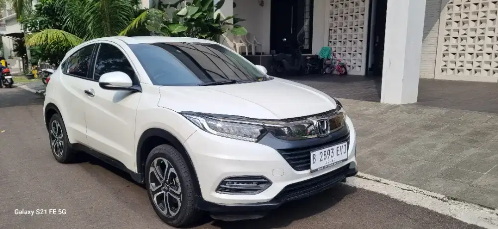 Dijual Cepat Honda HRV S CVT 2020 Puith, Tangan Pertama, Pajak Sep 26