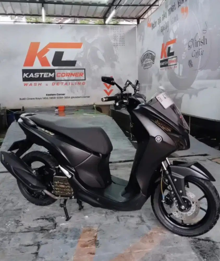 Yamaha Lexi 2019 black istimewa