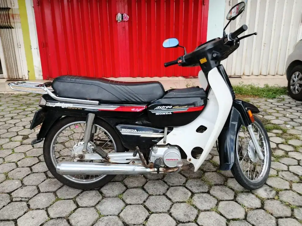 Astrea grand honda
