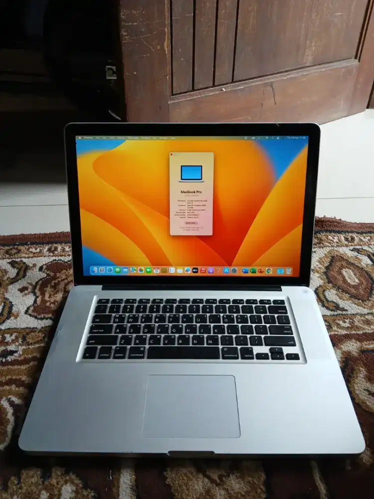 Macbook pro 15-inch. Late 2011