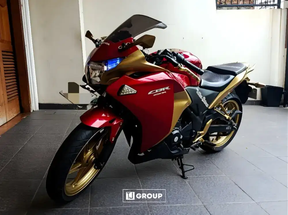 FOR SALE!! Honda CBR 250 R 2012