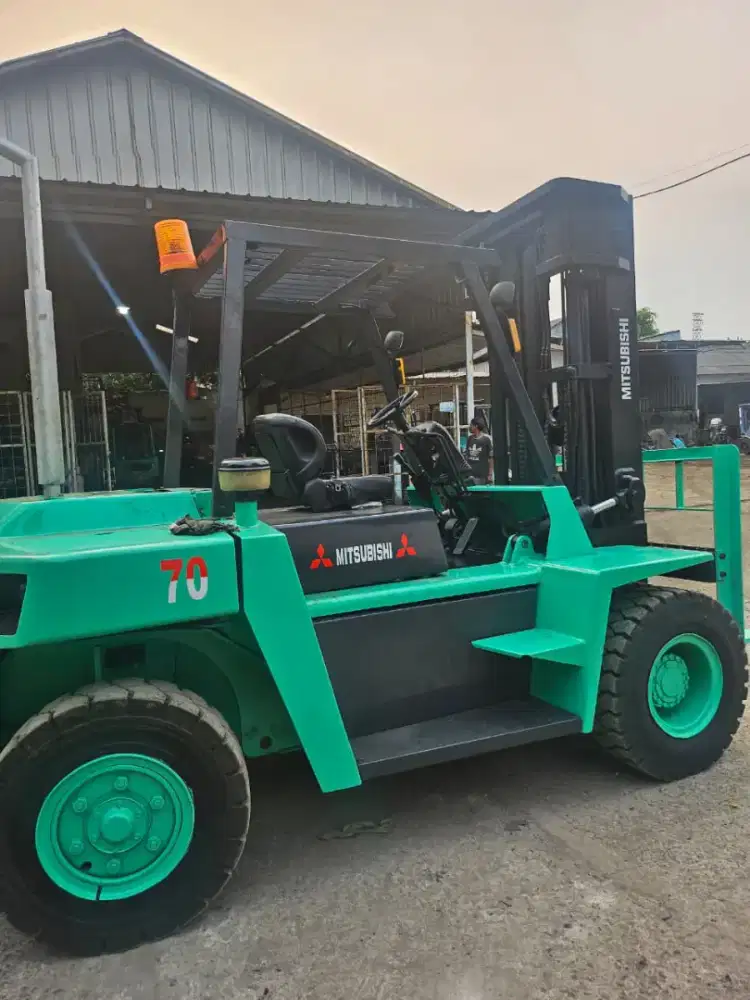 Jual forklift 7 Ton Mitsubishi kondisi istimewa siap kerja