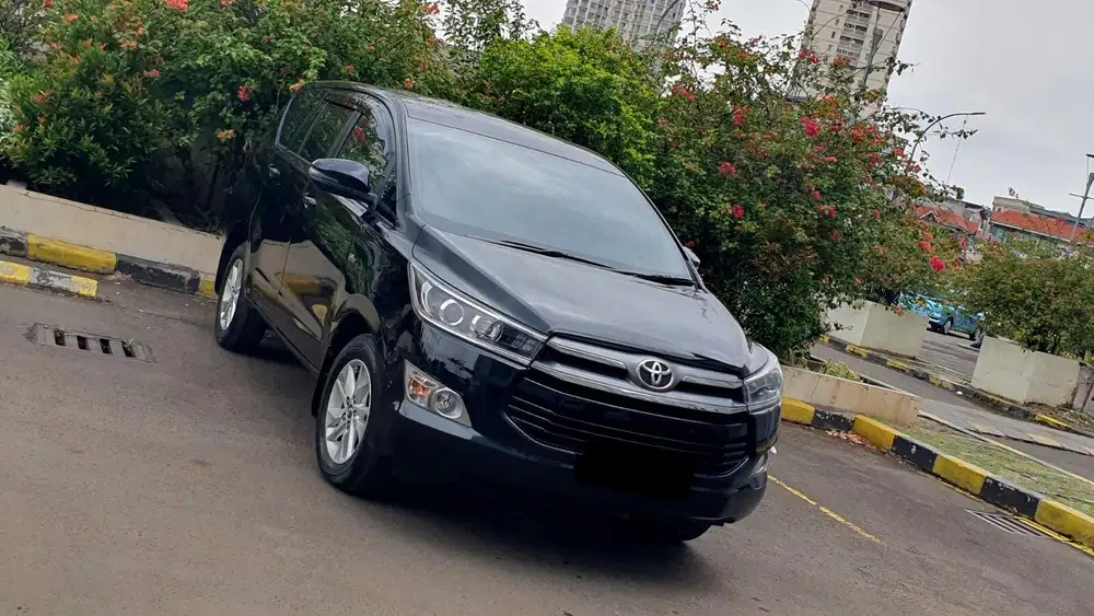 Toyota Kijang Innova reborn 2.0 V bensin 2019