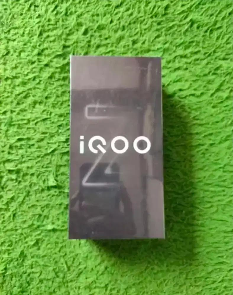 IQOO Z10 5G RAM 8/128 SEGEL BOX NEW