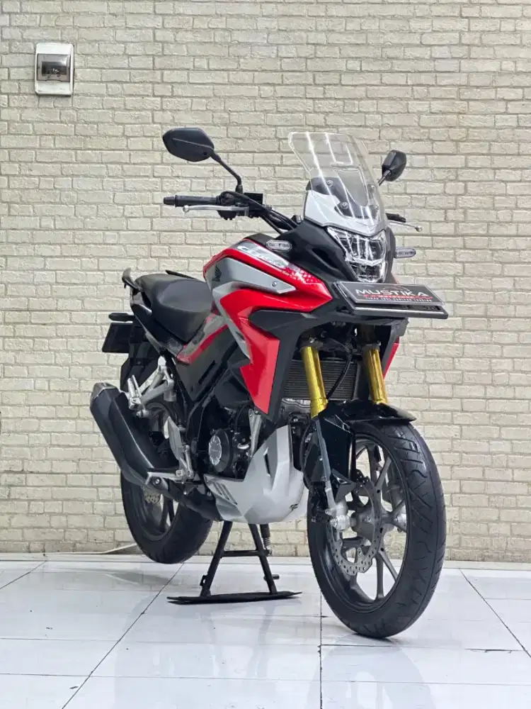 Warna Favorit Honda CBX 150 2022 Red Millenium
