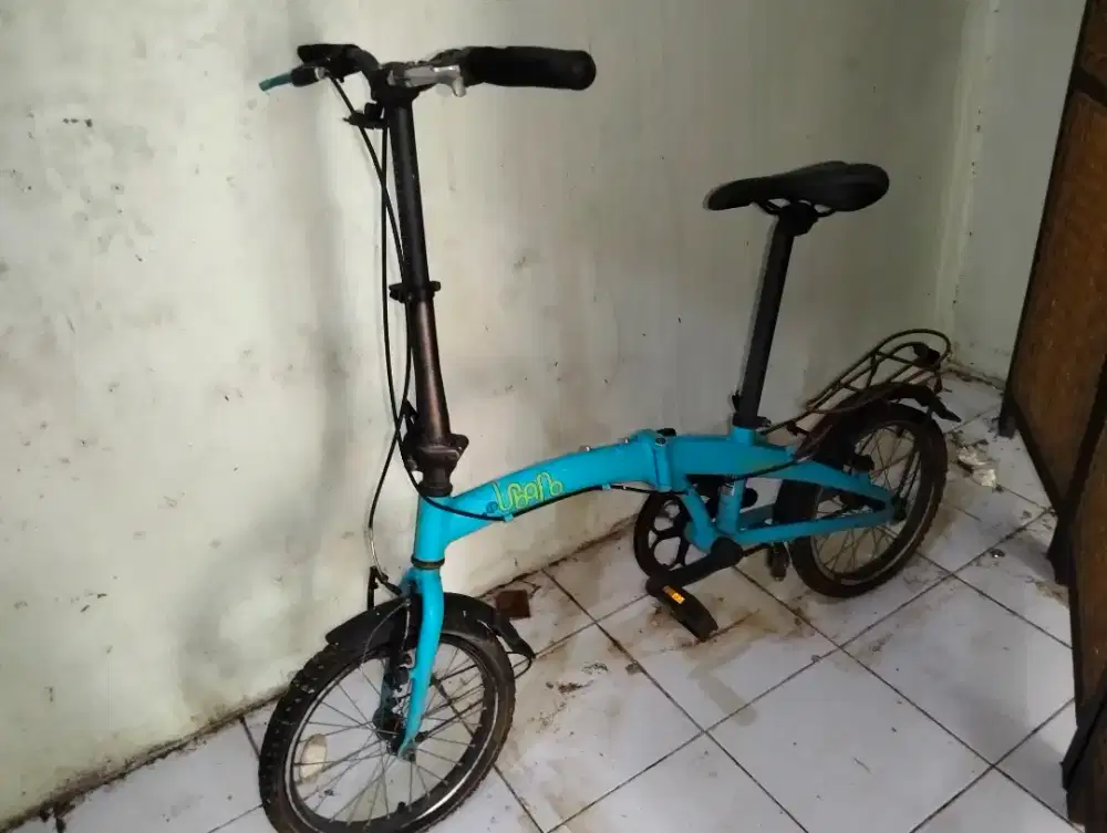 Sepeda Lipat Polygon Urbano