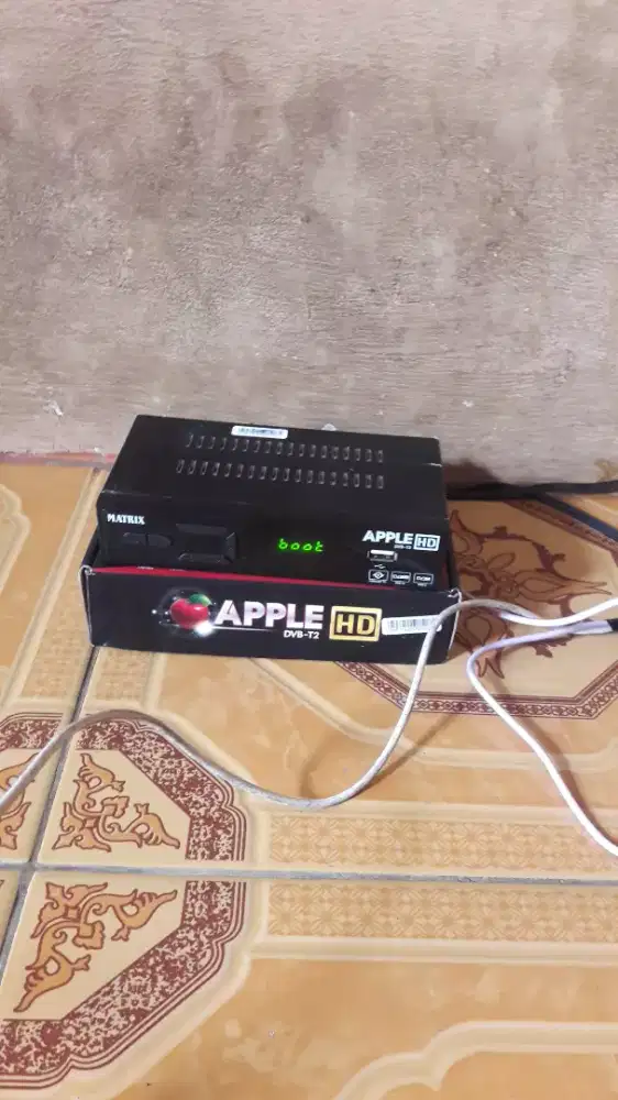 Jual aja stb matrix plus.antena dalam.Minus remot gak ada.