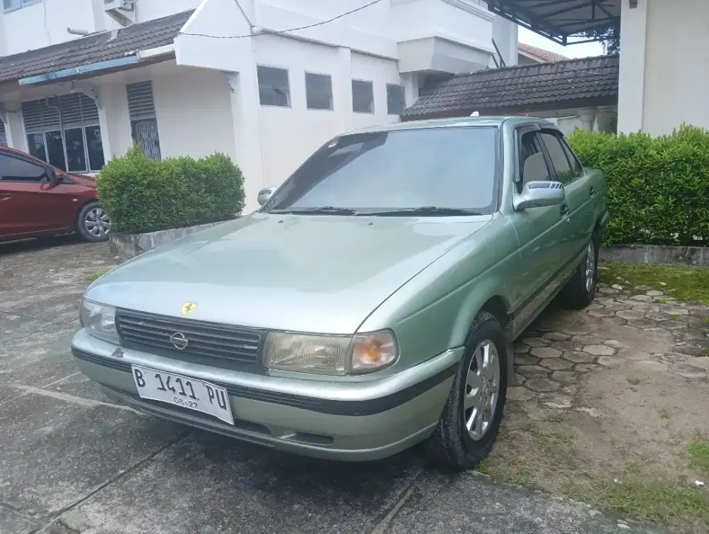 NISSAN SUNNY 1996 MURAH