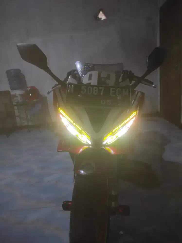 Honda CBR 150r tahun 2016