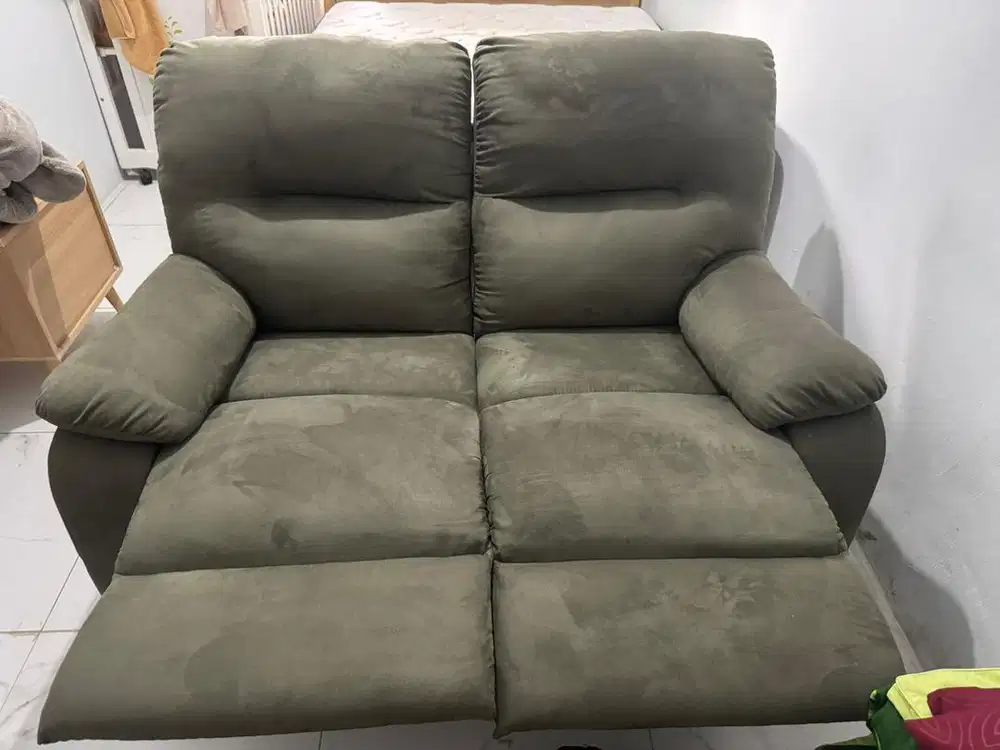 Preloved Sofa Informa