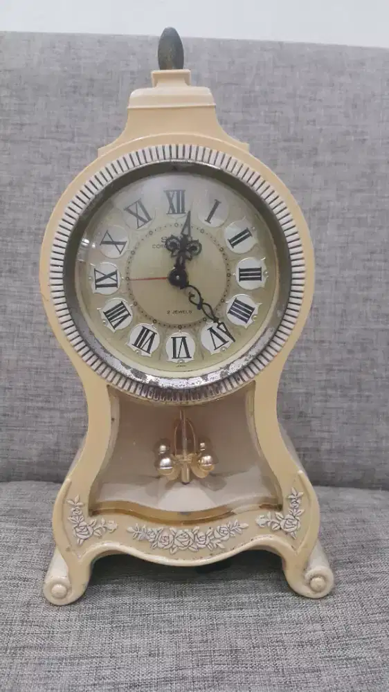 Jam meja merk Seiko Melodia