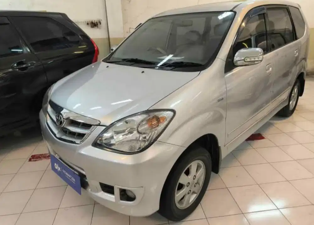 TOYOTA 2011 AVANZA G 1.3 A/T SILVER ISTIMEWAH OTOMART 286 KENJERAN