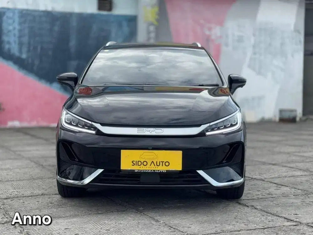 BYD M6 Superior 7 seat EV AT 2024