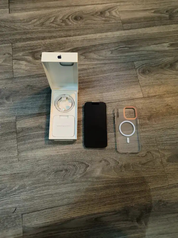 Apple iPhone 15 pro max 256gb like new mulus lengkap + bonus