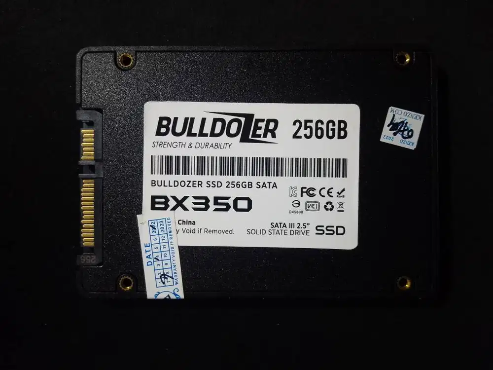 Dijual SSD Bulldozer 256GB - Bekas, sehat, sentinel 100%