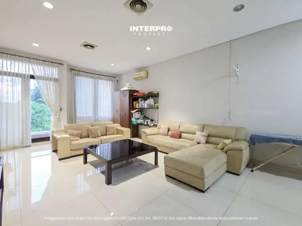 Rumah 3 Lantai Dijual Taman Permata Buana Kembangan Hadap Barat - Luas 250m2