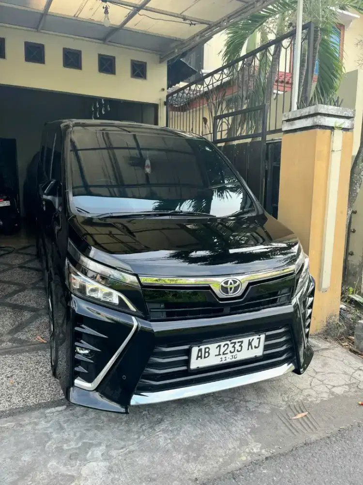 BU Voxy a.n sendiri like new jual cepat