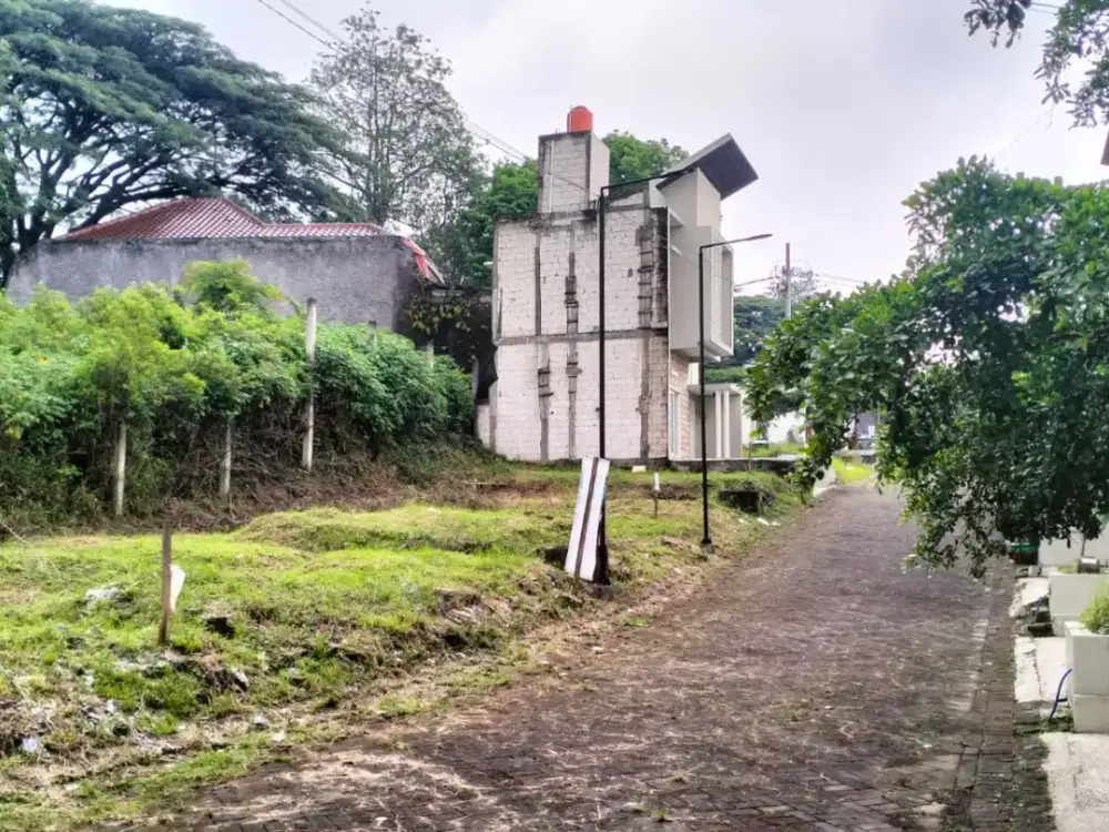 Villa 7 Menit Jatim Park 3 View Pegunungan Dijual