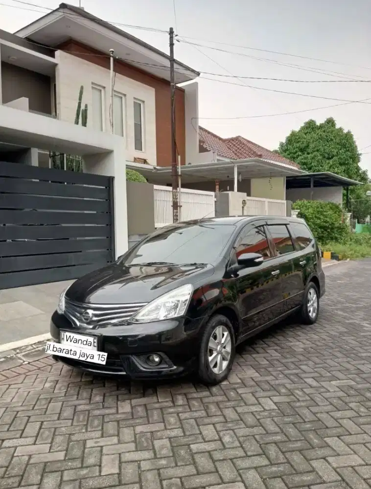 GRAND LIVINA XV 2018 kredit murah nego