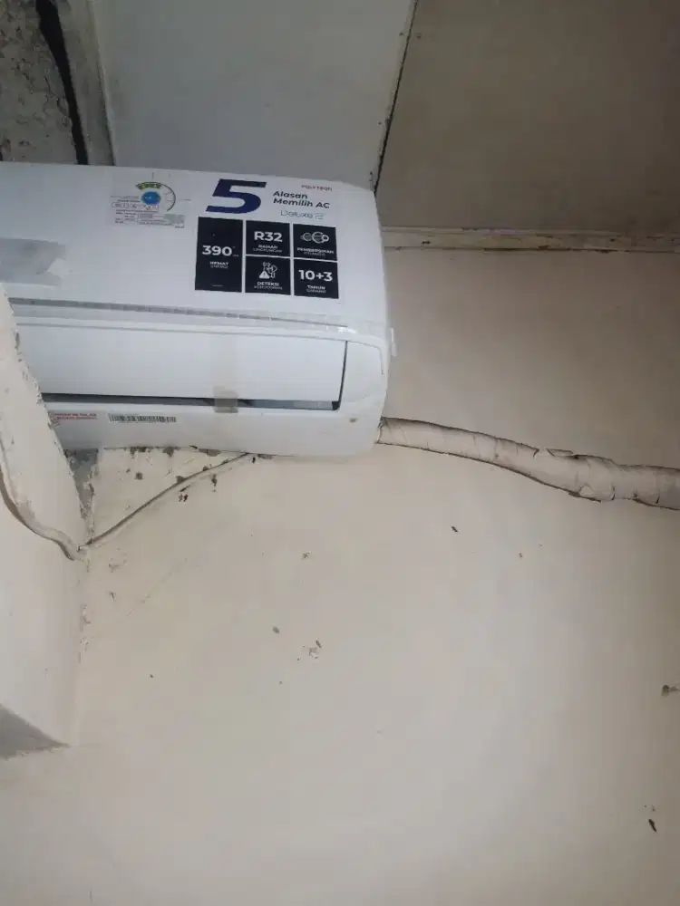 JUAL AC BEKAS MERK POLYTRON DELUXE 2