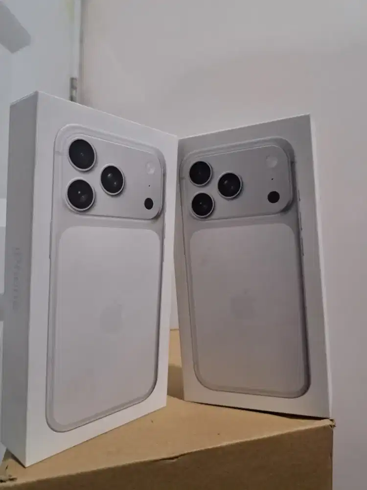 Apple iphone 17 pro 256GB silever