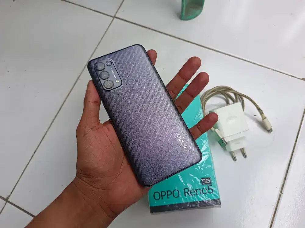 Oppo Reno 5 versi 5G