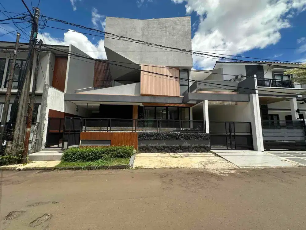 Rumah Swimming Pool, 5 menit ke Mall BX hanya 4 Man