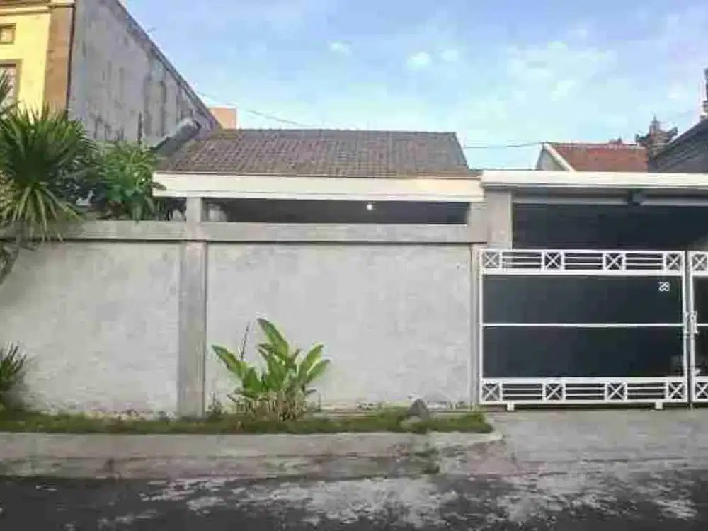 dijual rumah lantai 1 dekat McDonald's jimbaran Kuta Selatan Badung Bali