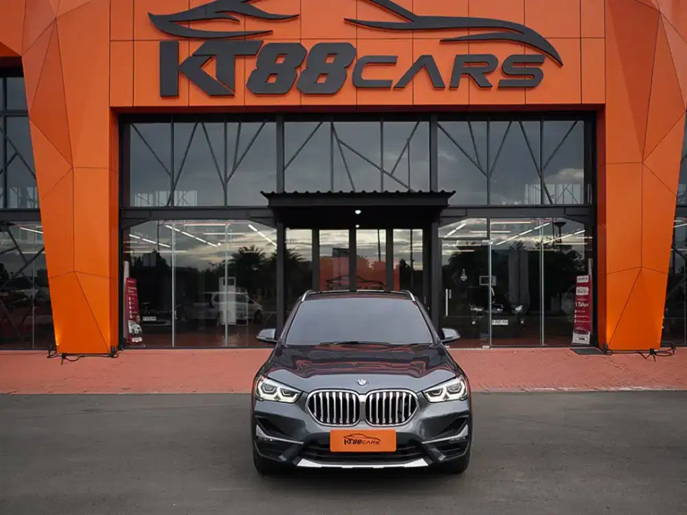 BMW X1 XLINE SDRIVE18i MATIC 2020 ( FACELIFT )