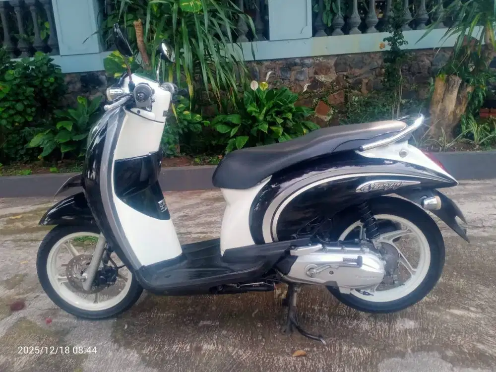 Jual cepat Honda Scoopy 2012 (klasik)