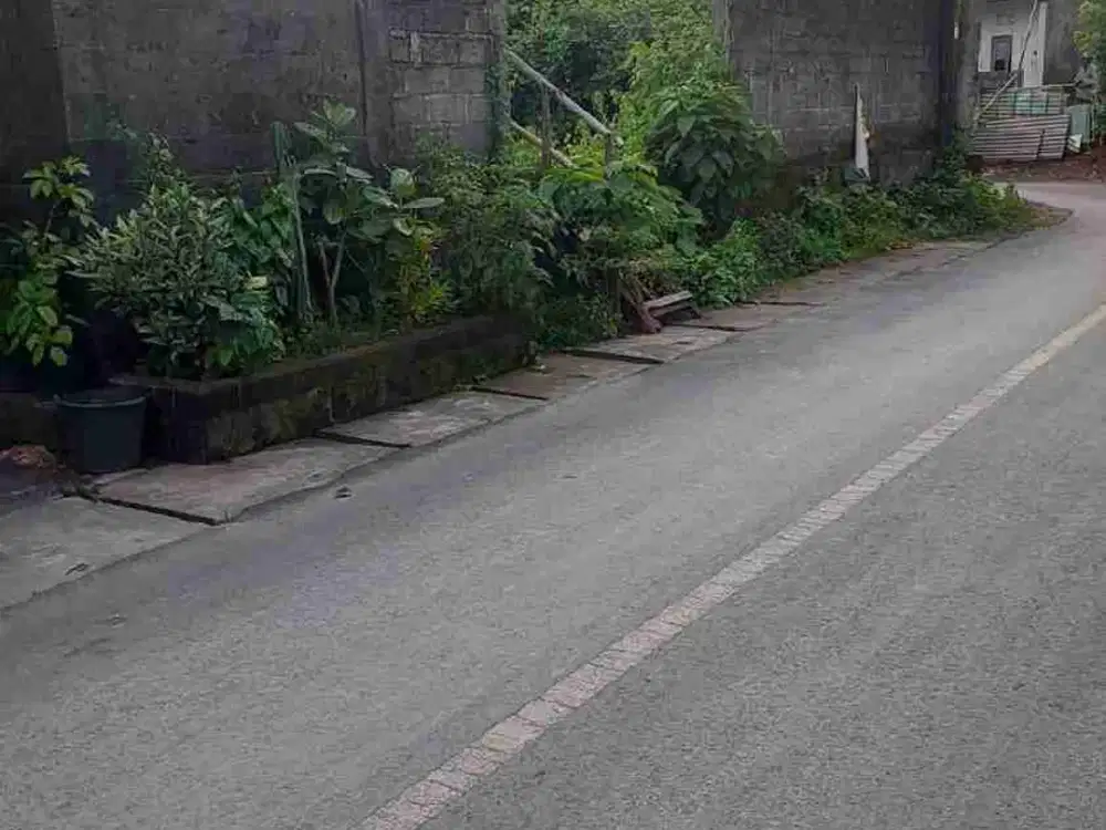 dijual tanah 3,25 are  IDR 700 juta per are nego kawasan karang mas Taman sakura jimbaran Kuta Selatan Badung Bali