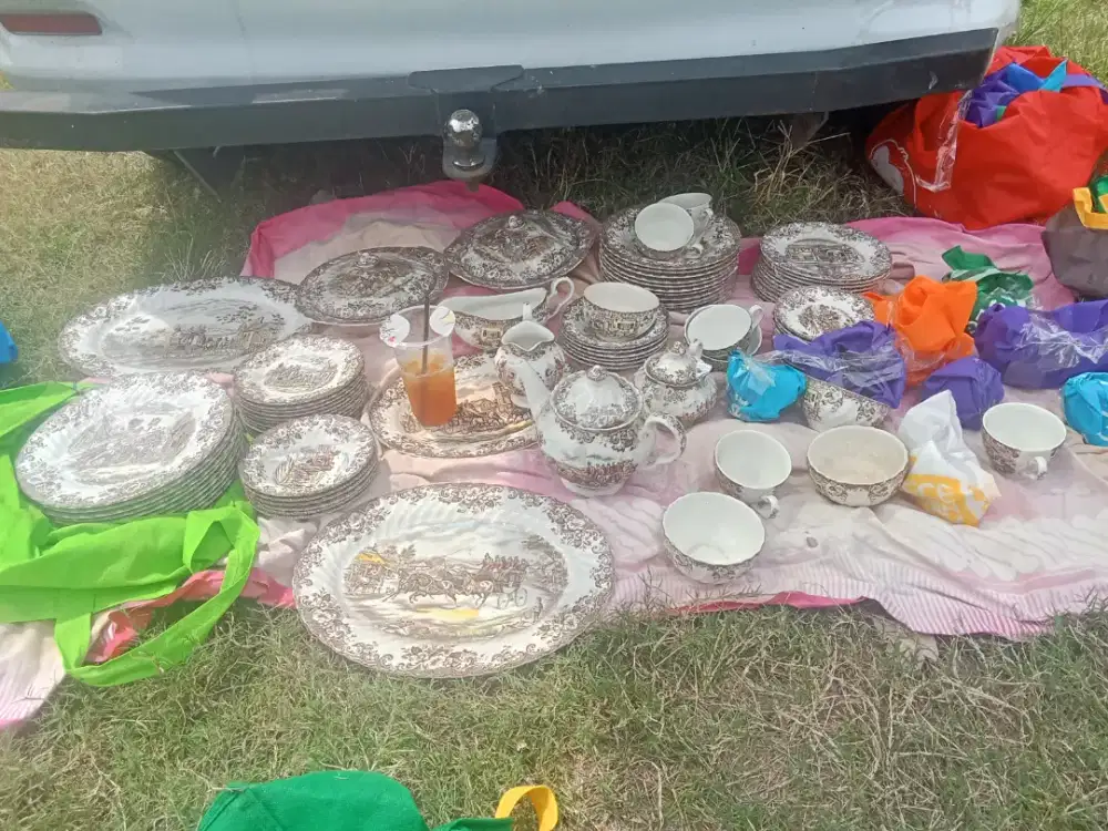 Siap membeli barang pajangan/hiasan