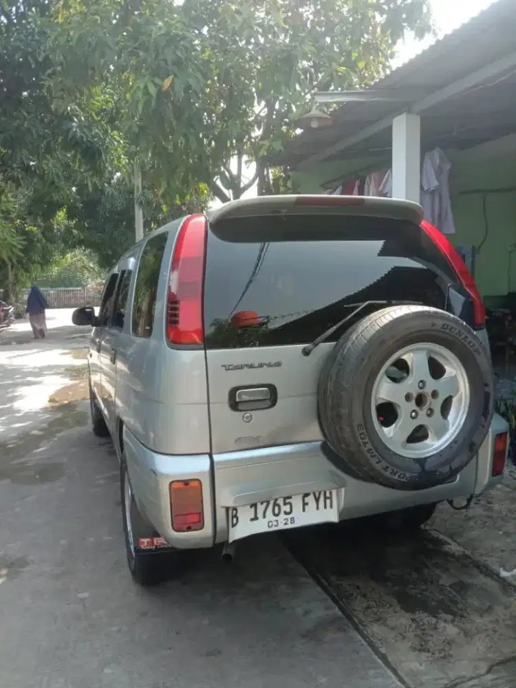 Daihatsu taruna FX tahun 2002